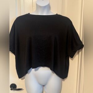 NWT Dokotoo Oversize Black Cropped Tee w/Rolled Sleeve, Size Medium